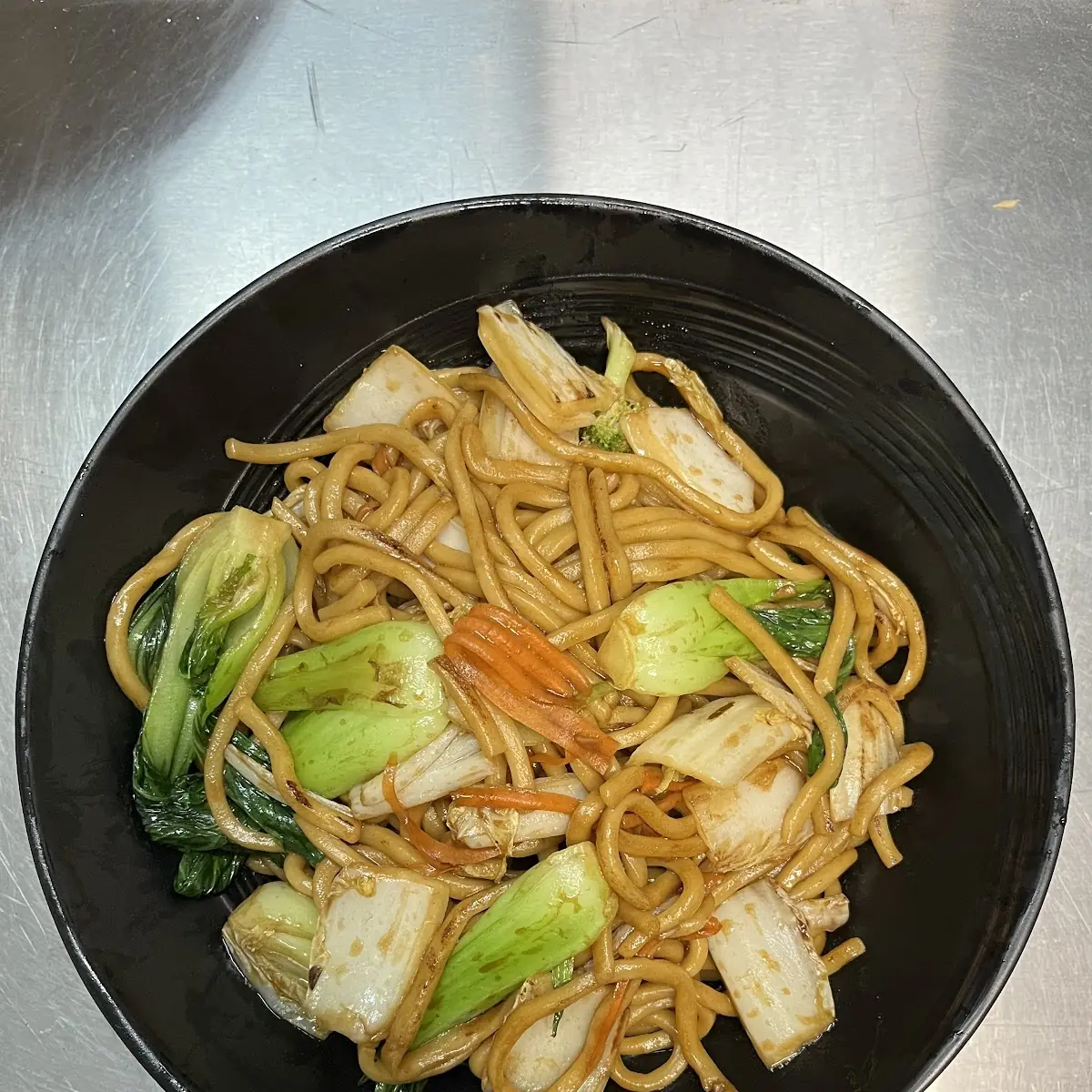 素菜炒麵 veggie chow mein